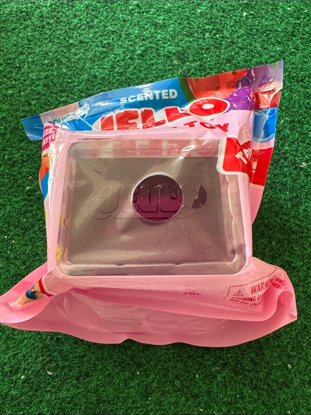 Jell-O Squishi Jiggle Cube Scented - Purple